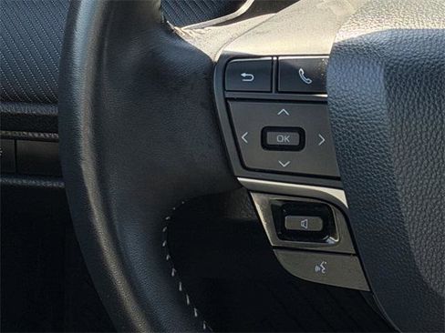 Certified 2025 Toyota Camry SE image 12