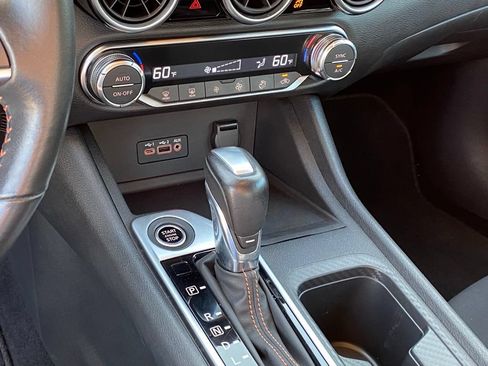 Used 2023 Nissan Sentra SR w/ Midnight Edition Package FWD image 11