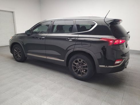 Used 2019 Hyundai Santa Fe SE image 3