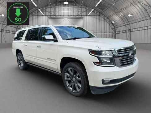 Used 2015 Chevrolet Suburban LTZ RWD image 5