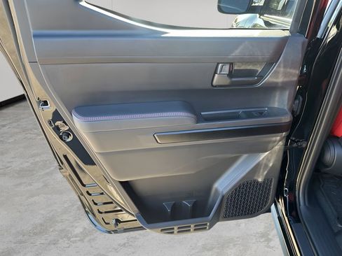 Used 2025 Toyota Tacoma TRD Pro image 17