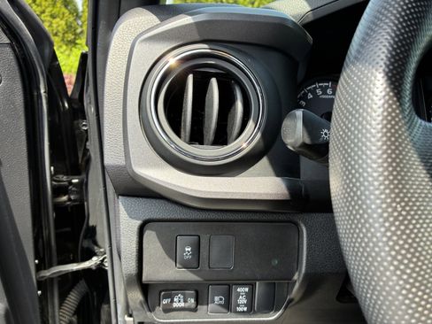 Used 2023 Toyota Tacoma TRD Sport RWD image 25