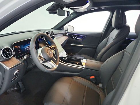 New 2026 Mercedes-Benz GLC 300 image 7