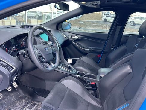 Used 2018 Ford Focus RS image 5