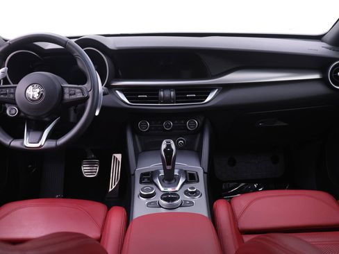 Certified 2024 Alfa Romeo Stelvio Veloce AWD/4WD image 8