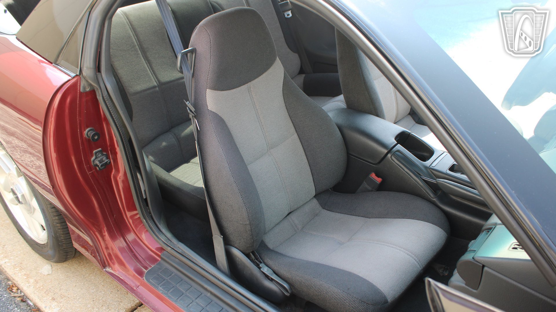 Used 1995 Chevrolet Camaro Z28 RWD image 15