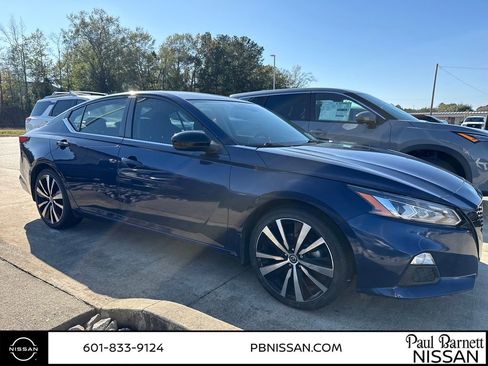Used 2021 Nissan Altima 2.5 SR image 5