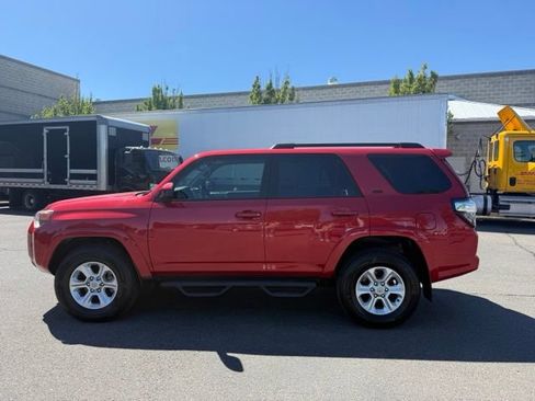 Used 2023 Toyota 4Runner SR5 AWD/4WD image 1
