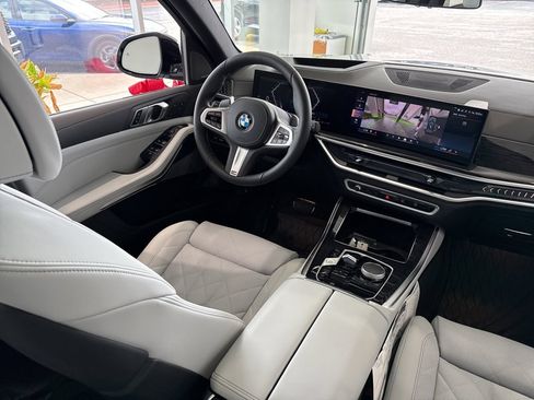 New 2026 BMW X5 xDrive40i w/ M Sport Package AWD/4WD image 49