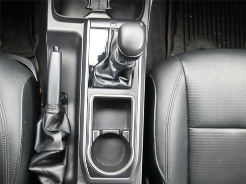 Used 2021 Toyota Tacoma TRD Sport w/ TRD Premium Sport Package image 15