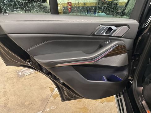 Used 2025 BMW X5 xDrive50e image 49