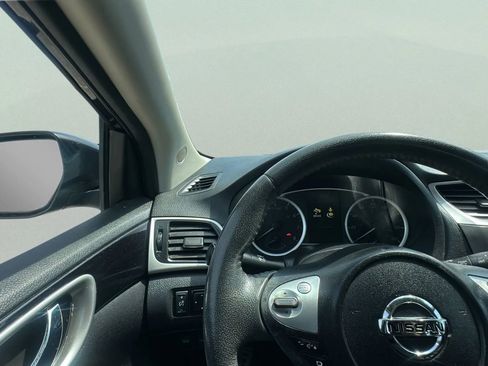 Used 2017 Nissan Sentra SV FWD image 20