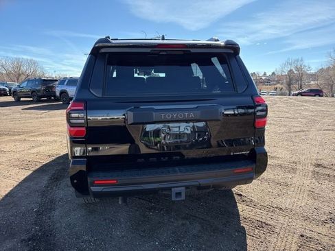 Used 2025 Toyota 4Runner TRD Off-Road image 5