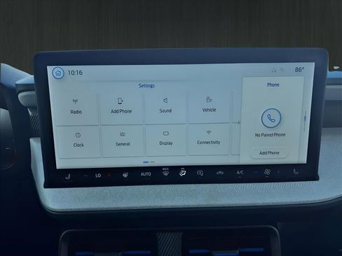 New 2025 Ford Maverick XLT w/ XLT Luxury Package image 21