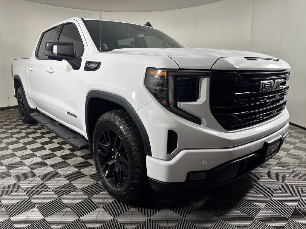 Used 2024 GMC Sierra 1500 Elevation w/ Elevation Premium Package AWD/4WD image 7