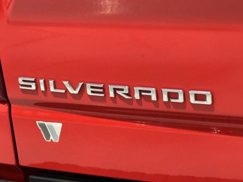 Used 2022 Chevrolet Silverado 1500 LT image 38