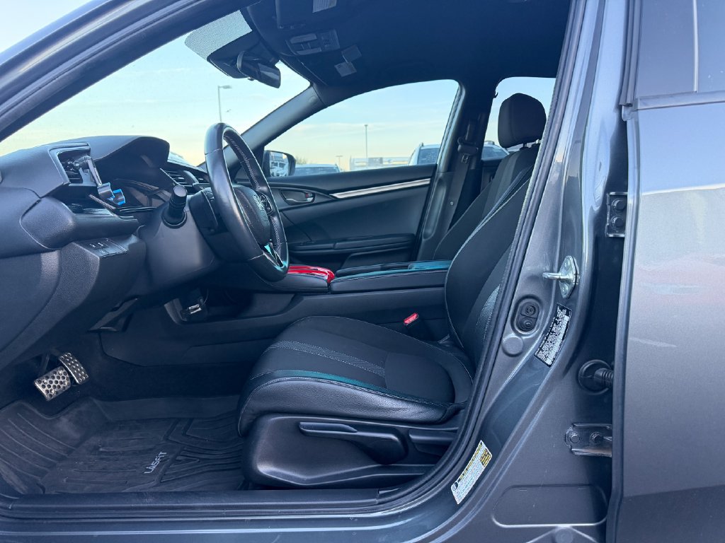 Used 2021 Honda Civic Sport image 7