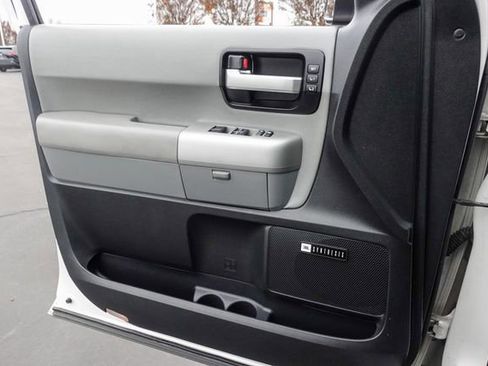 Used 2008 Toyota Sequoia Platinum image 27