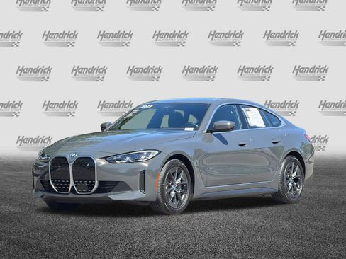 Used 2023 BMW i4 eDrive35 RWD image 9