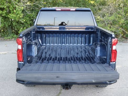 Used 2022 Chevrolet Silverado 1500 Custom w/ LPO, Dark Essentials Package AWD/4WD image 25