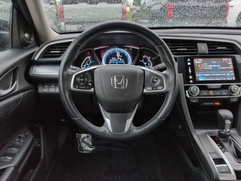 Used 2016 Honda Civic Touring image 15