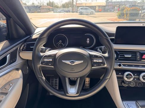 Used 2022 Genesis G70 3.3T image 22