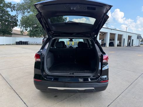 Used 2023 Chevrolet Equinox LT AWD/4WD image 14