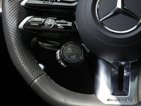 Used 2024 Mercedes-Benz C 63 AMG S image 52