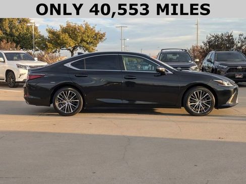 Used 2022 Lexus ES 350 w/ Premium Package image 4