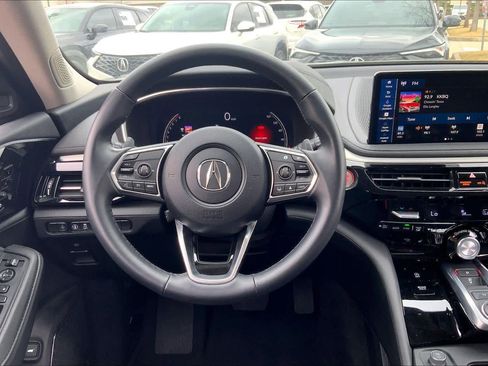 Used 2025 Acura MDX FWD image 6