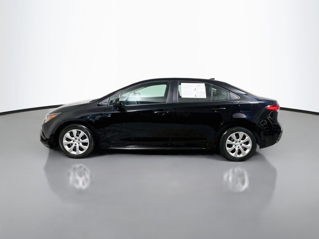 Used 2024 Toyota Corolla LE FWD image 6