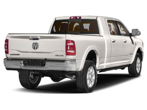 Used 2022 RAM 2500 Limited AWD/4WD image 2