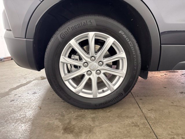 Used 2023 Cadillac XT4 Luxury w/ Cold Weather Package AWD/4WD image 12