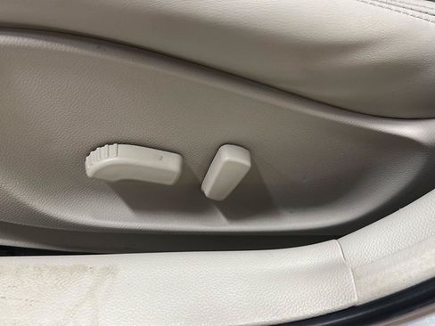 Used 2013 INFINITI G37 x Sedan w/ Premium Pkg AWD/4WD image 16