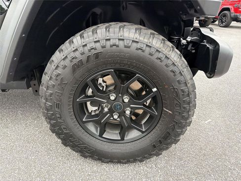 Used 2025 Jeep Wrangler Unlimited Sport S 4xe AWD/4WD image 11
