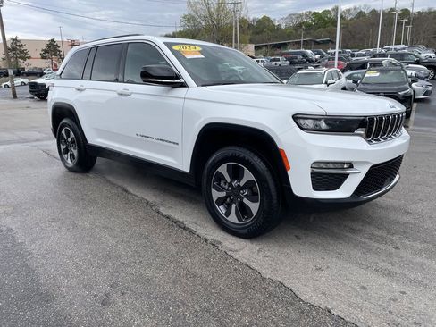 Used 2024 Jeep Grand Cherokee Limited 4xe AWD/4WD image 6