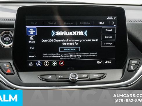 Used 2025 Chevrolet Blazer LT FWD image 33