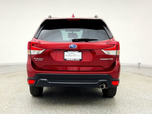 Used 2023 Subaru Forester Limited image 6