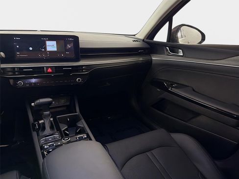 Used 2025 Kia K5 EX FWD image 34