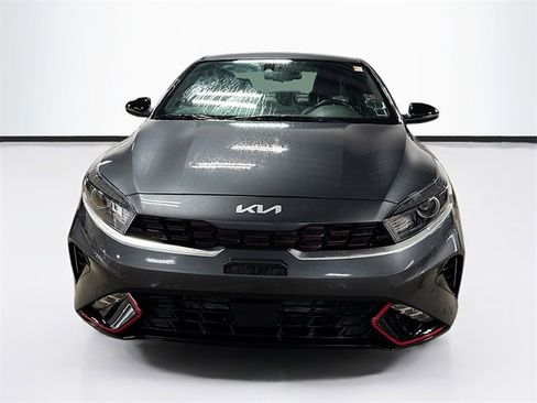 Used 2023 Kia Forte GT-Line w/ GT-Line Premium Package image 2