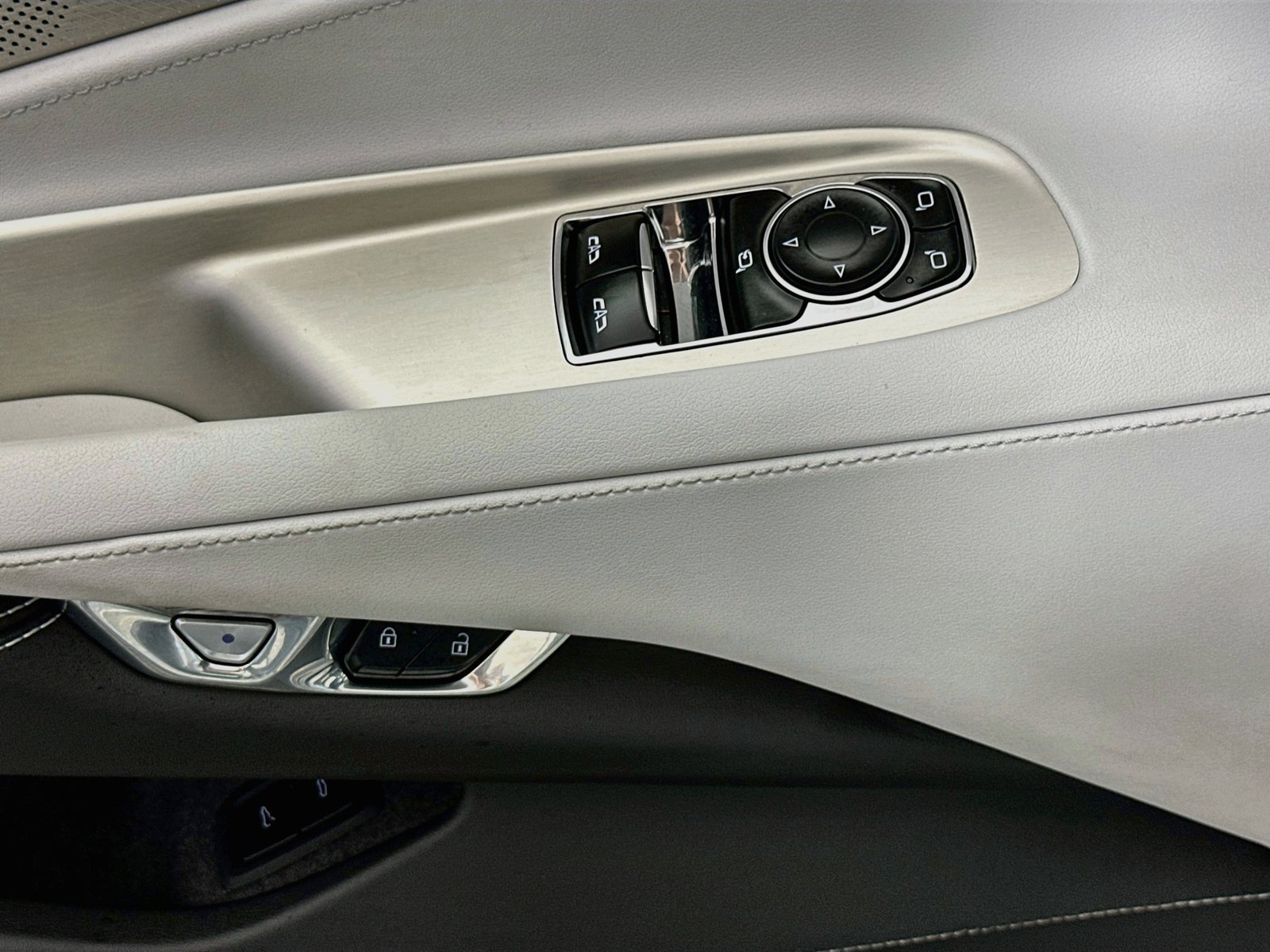 Used 2021 Chevrolet Corvette Stingray Preferred Cpe w/ Battery Protection Package RWD image 19