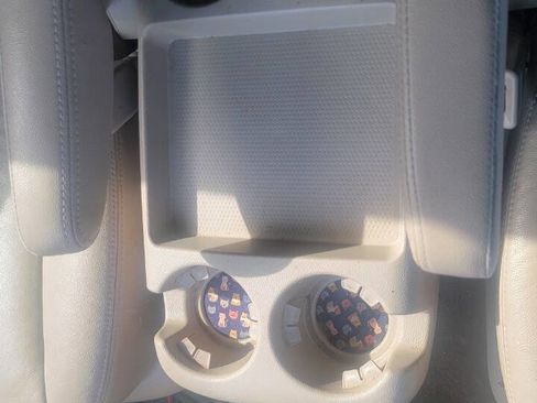 Used 2012 Kia Sedona EX w/ Luxury Pkg image 14