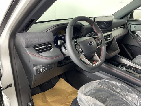 New 2026 Ford Explorer ST w/ Sun And Sound Package image 2