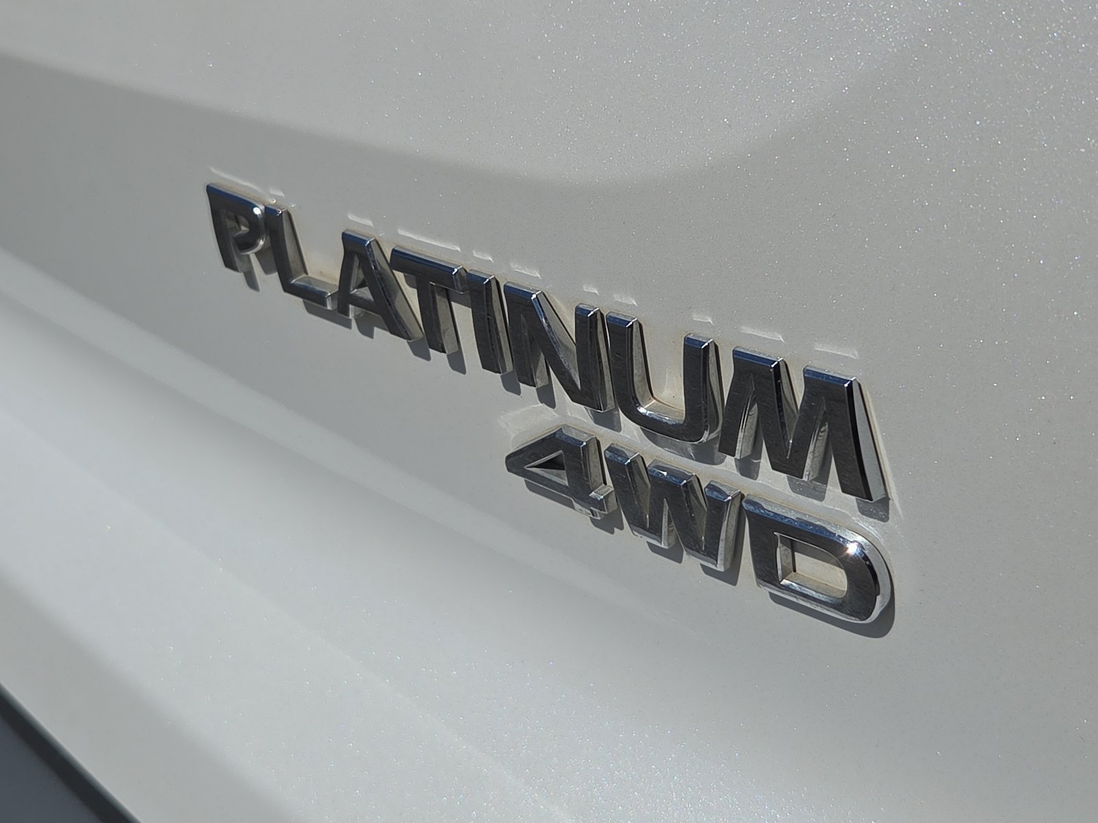 Used 2025 Nissan Pathfinder Platinum w/ Cargo Package AWD/4WD image 8
