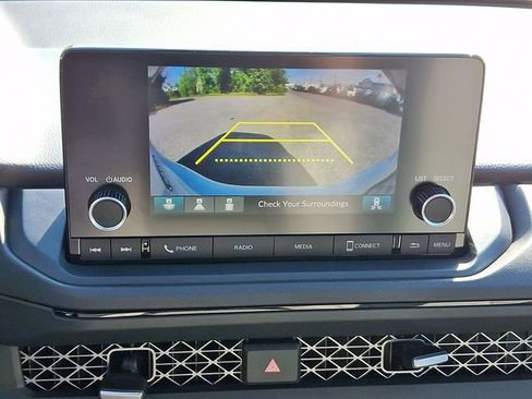 Certified 2025 Honda Accord SE image 18