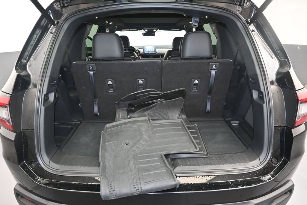 Used 2023 Honda Pilot TrailSport image 11