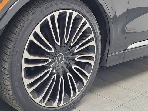 Used 2020 Lincoln Aviator Black Label w/ Dynamic Handling Package AWD/4WD image 31