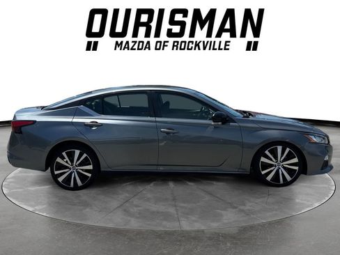 Used 2020 Nissan Altima 2.5 SR FWD image 7