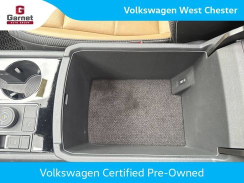 Certified 2023 Volkswagen Atlas Cross Sport SEL R-Line AWD/4WD image 25