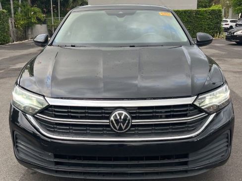 Used 2022 Volkswagen Jetta SE FWD image 8
